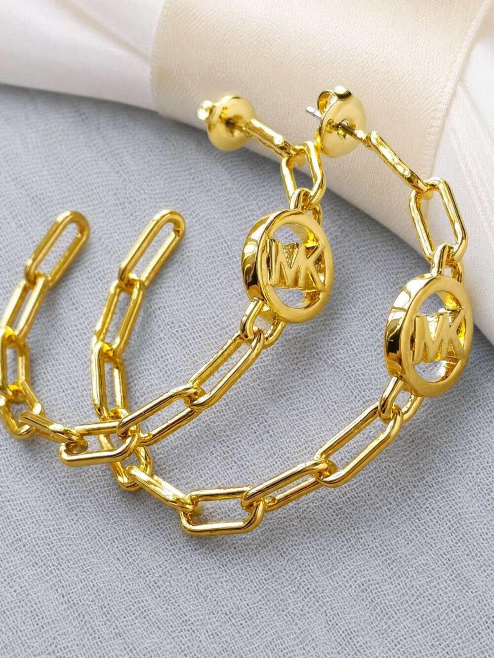 Michael Kors Signature Hoop Chain Link Hoop Earrings - Goldtone